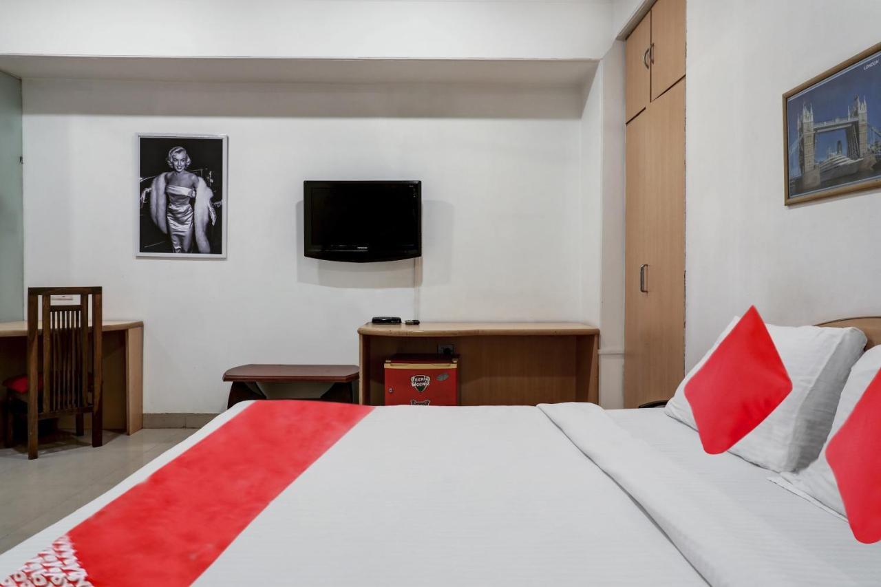 فندق Oyo Flagship 572 Santacruz West مومباي المظهر الخارجي الصورة