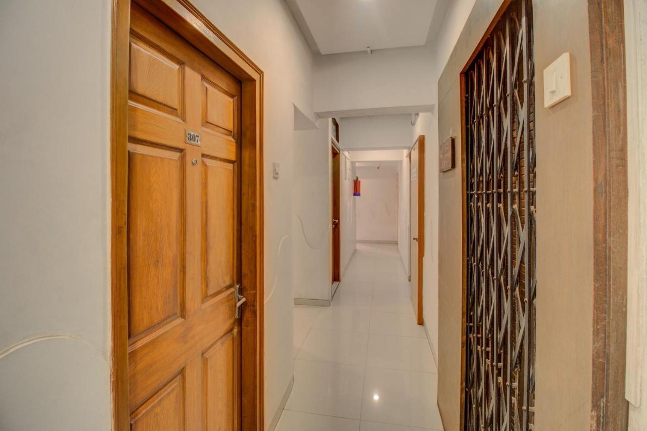 فندق Oyo Flagship 572 Santacruz West مومباي المظهر الخارجي الصورة