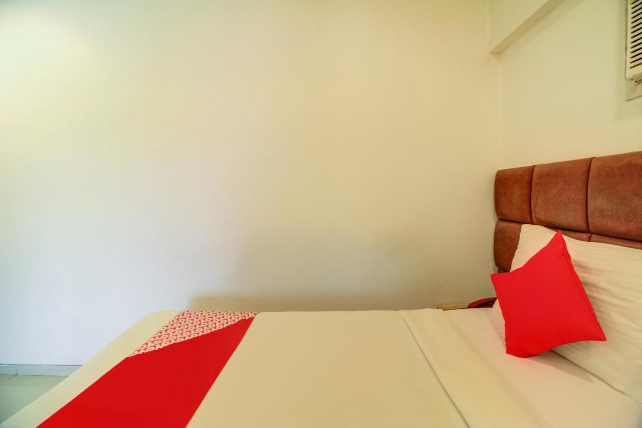 فندق Oyo Flagship 572 Santacruz West مومباي المظهر الخارجي الصورة