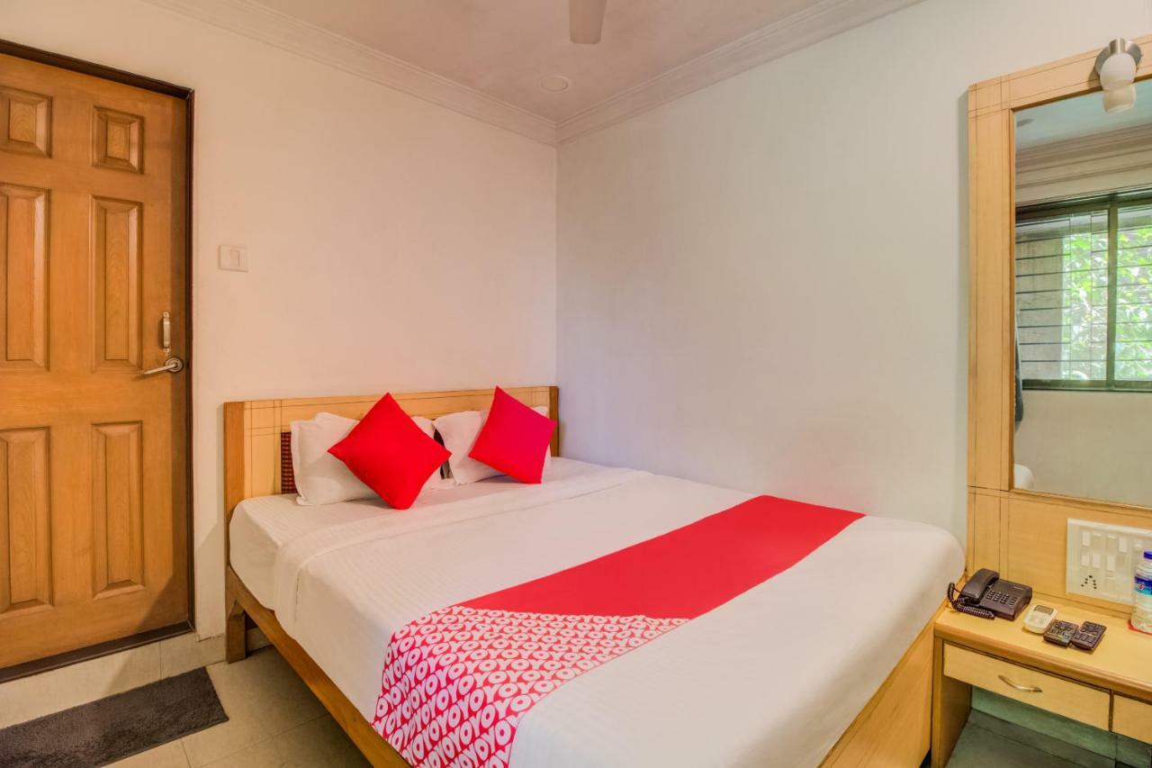 فندق Oyo Flagship 572 Santacruz West مومباي المظهر الخارجي الصورة