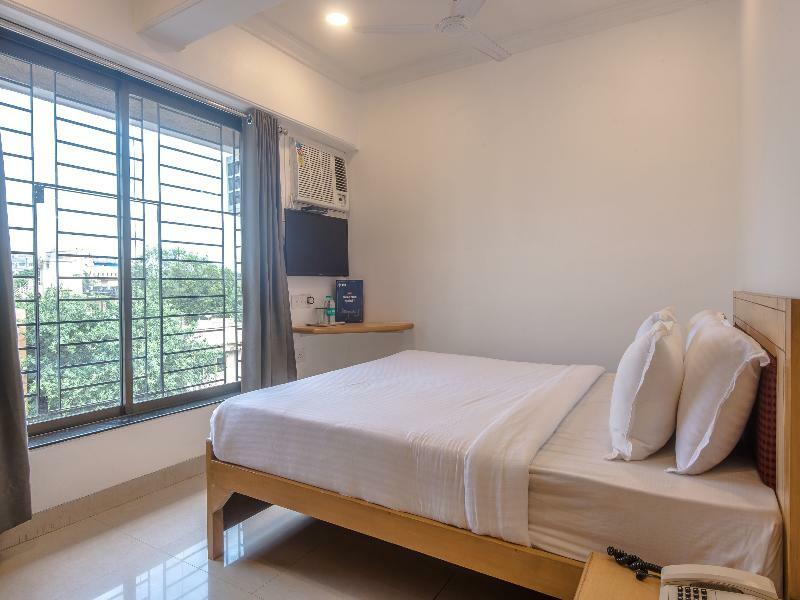 فندق Oyo Flagship 572 Santacruz West مومباي المظهر الخارجي الصورة
